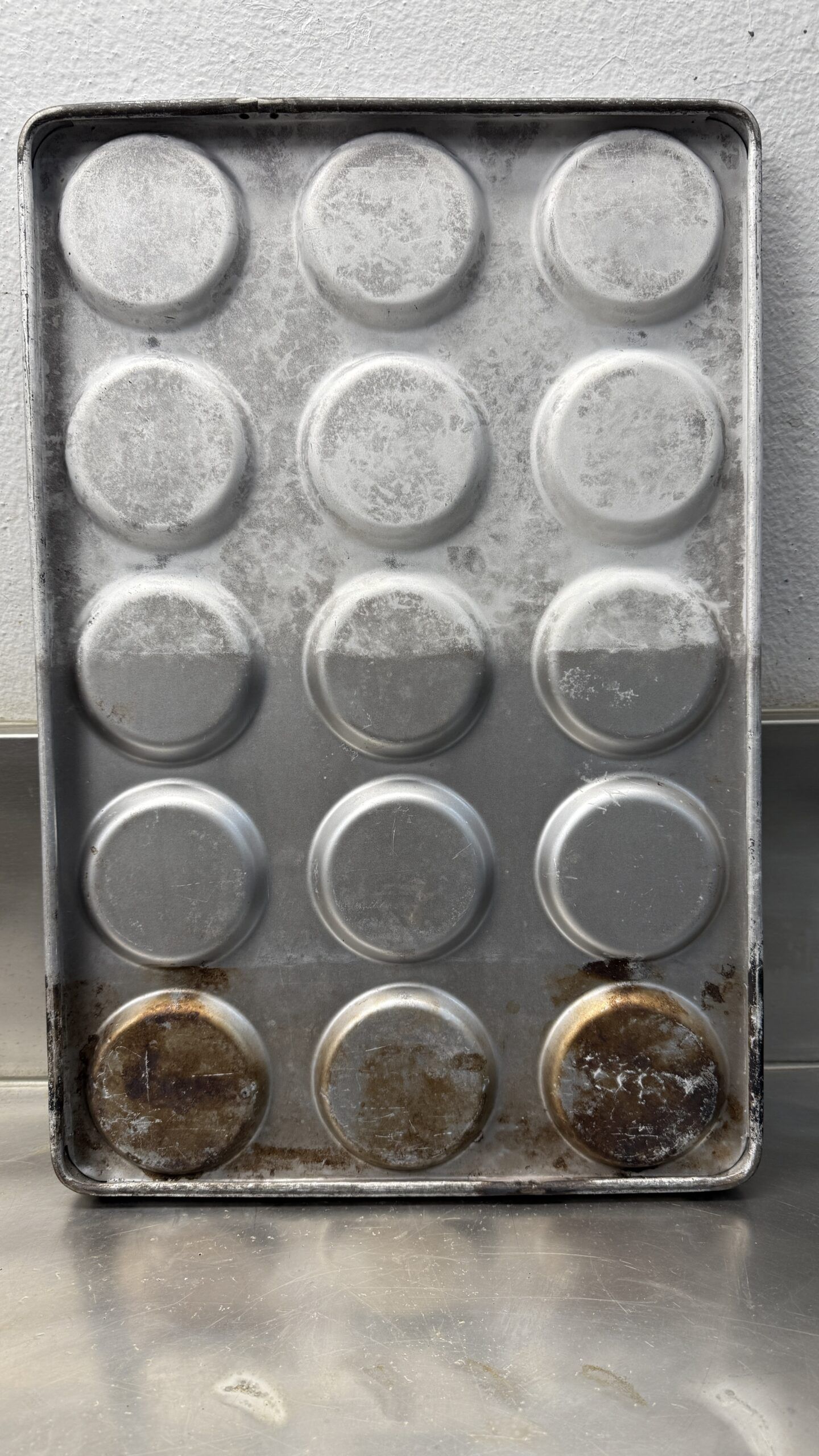Limpieza de bandejas y moldes de horneado con ultrasonidos – IBERKLEEN